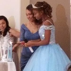 Meet your Posher, Melysa